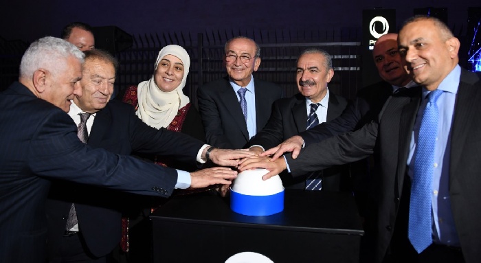 صورافتتاحمركزالبياناتلشركةالاتصالاتالفلسطينيةبالتلفيالبيرة